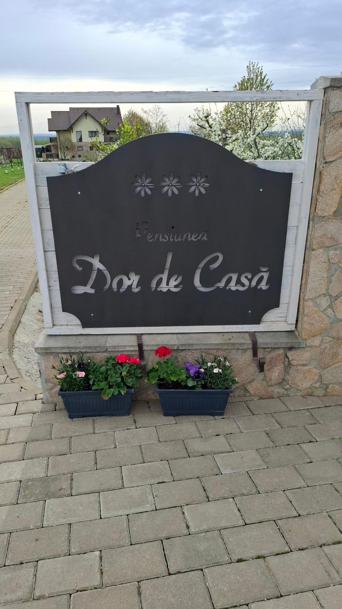 Dor De Casa Hotel Doljesti ภายนอก รูปภาพ