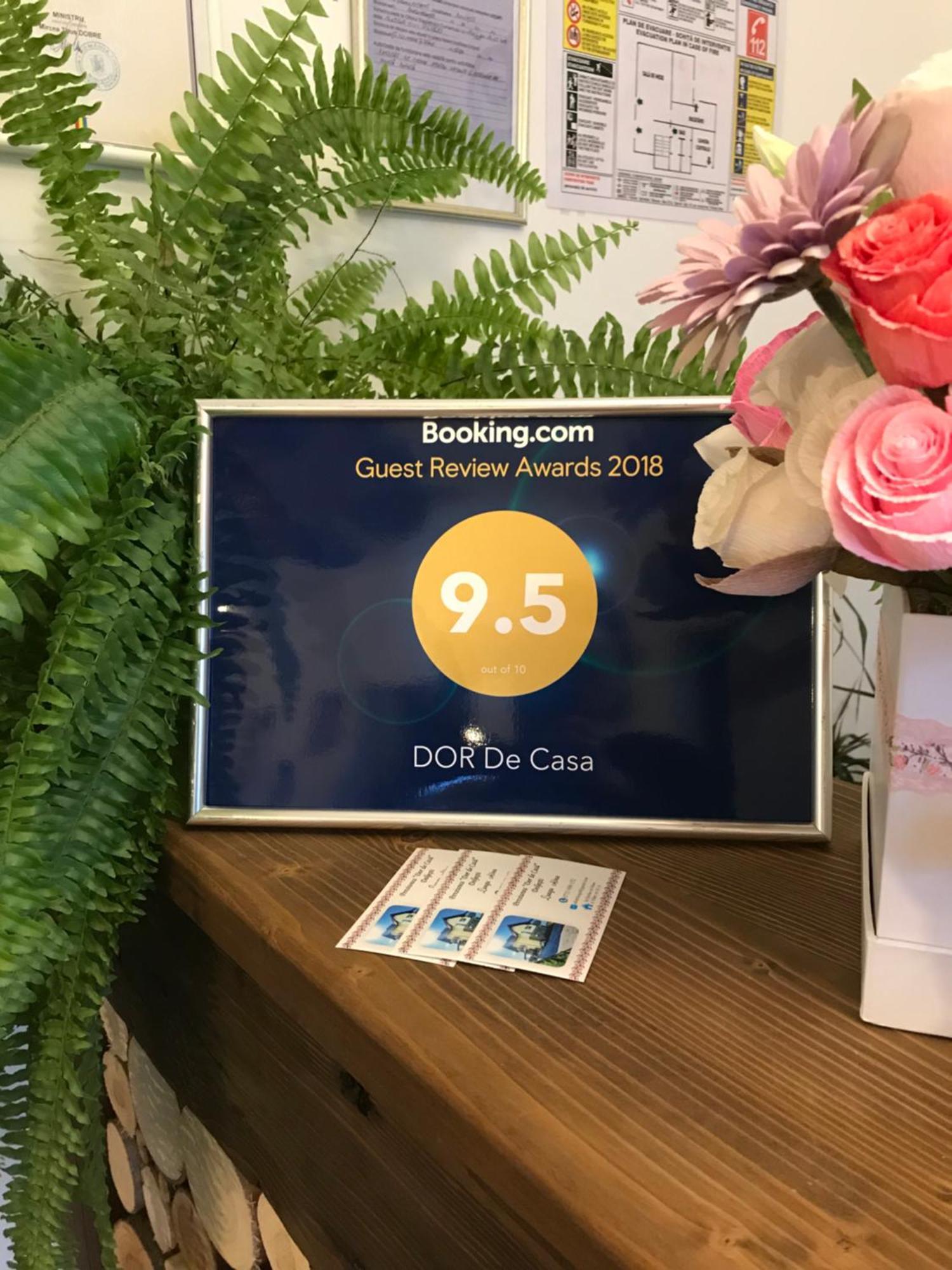 Dor De Casa Hotel Doljesti ภายนอก รูปภาพ