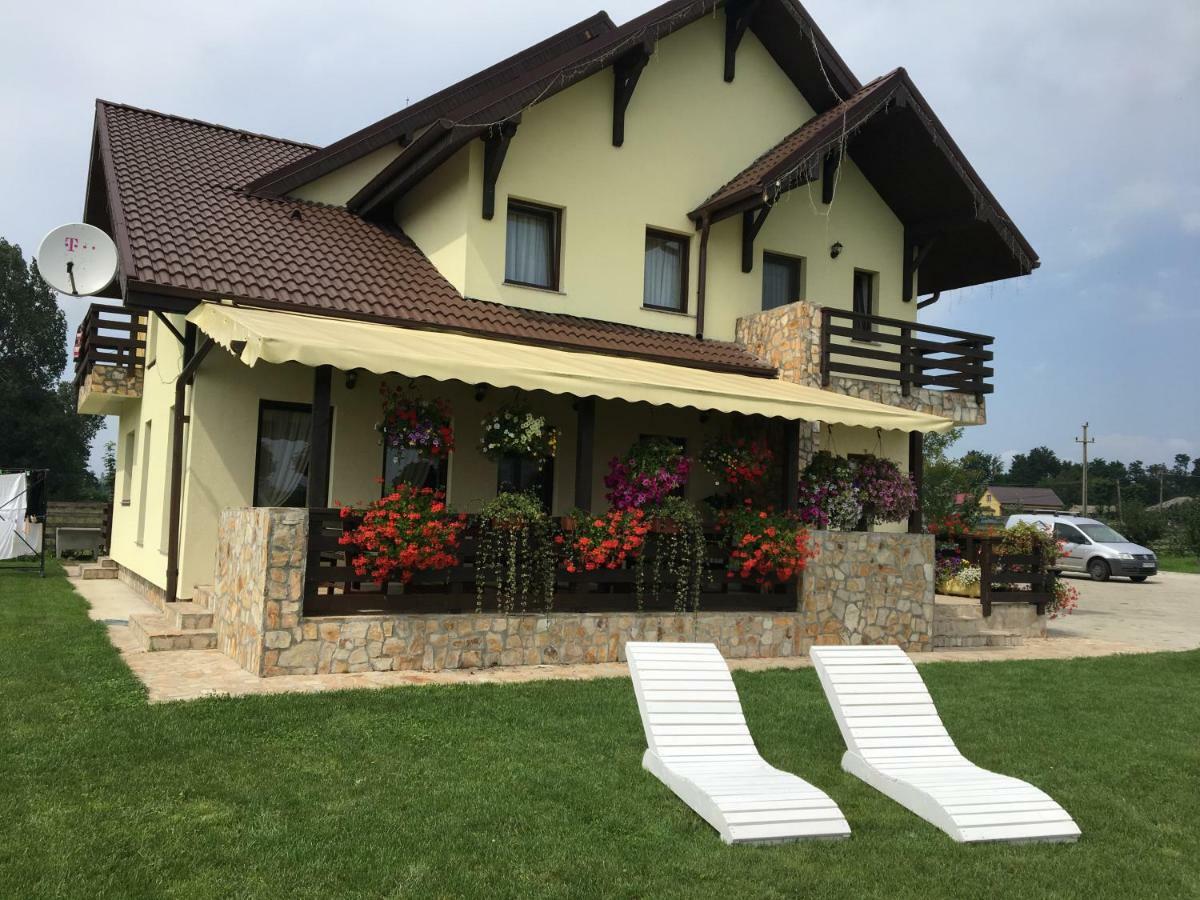 Dor De Casa Hotel Doljesti ภายนอก รูปภาพ